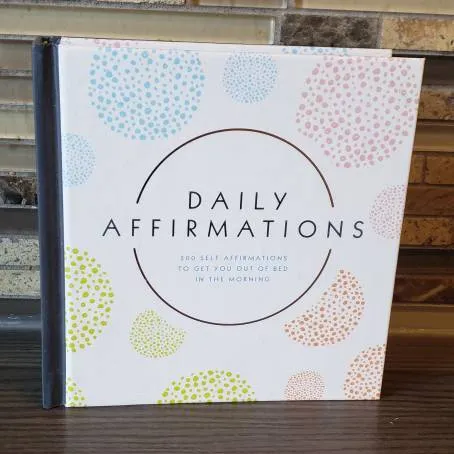 Daily Affirmations Book photo 1