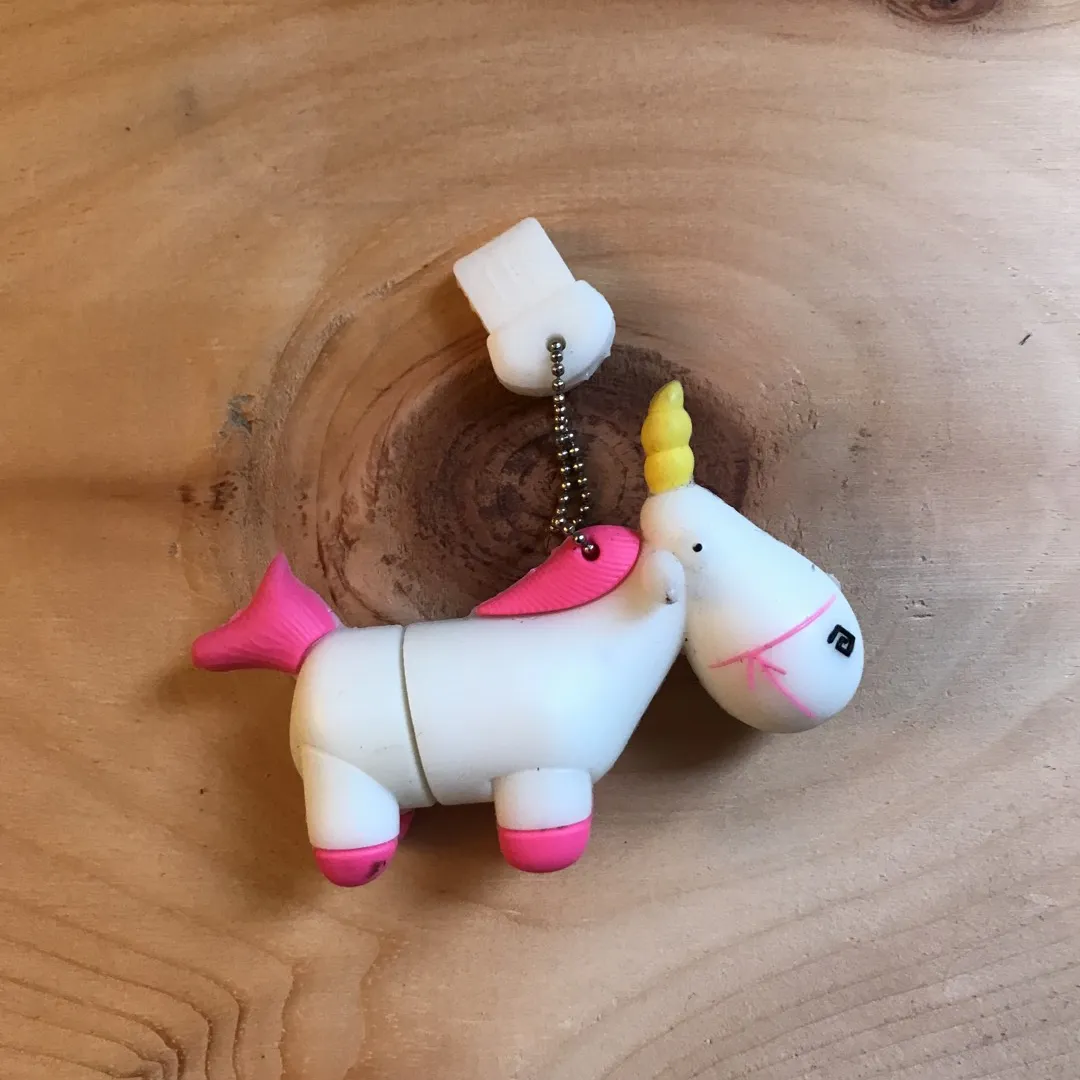 unicorn USB 🦄 photo 1