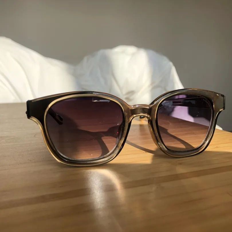 Linda Farrow x Kris Van Assche sunglasses New photo 4