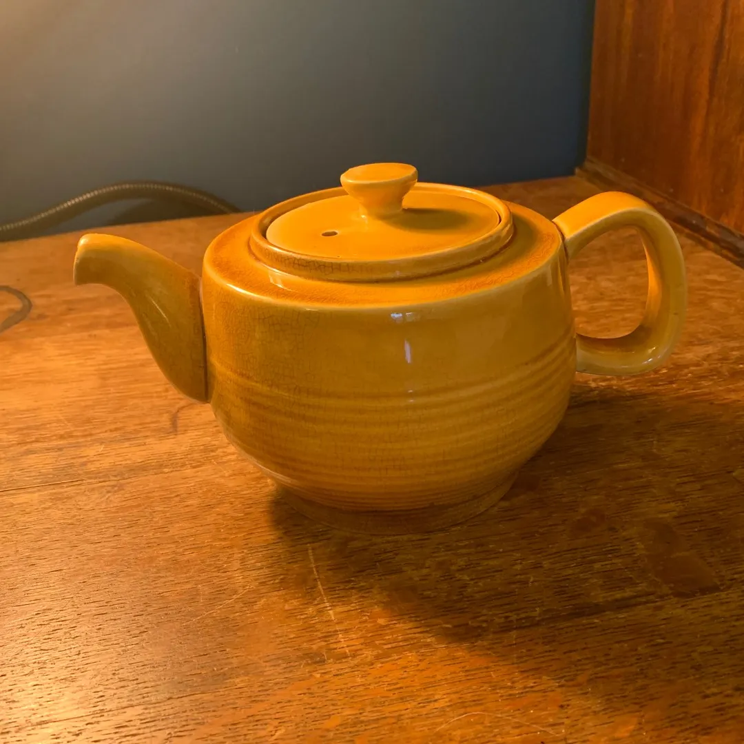 Vintage Yellow Teapot photo 1