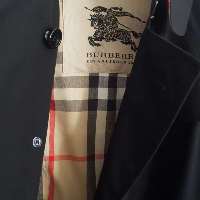 Burberry Trench photo 1