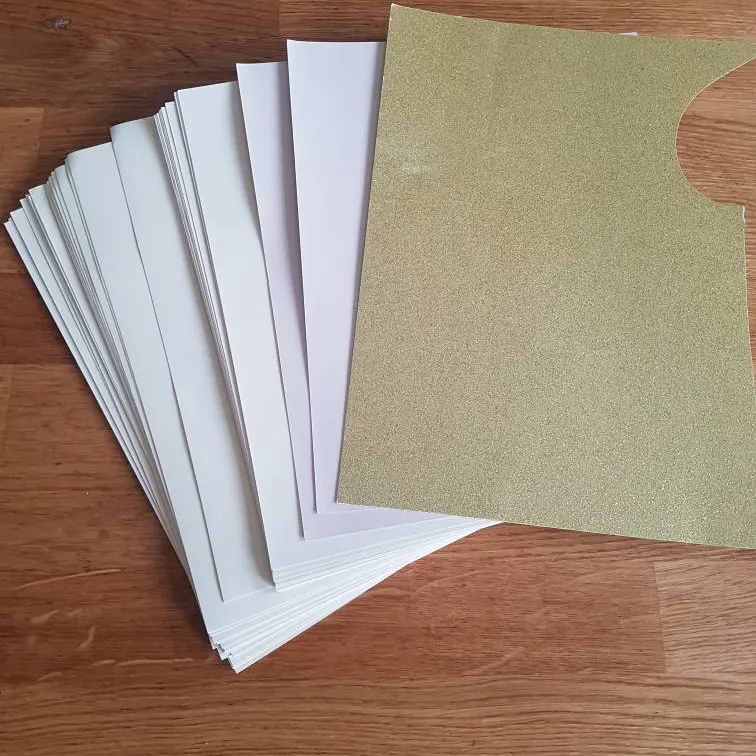 Quality Paper - Champagne And Gold Shimmer photo 1