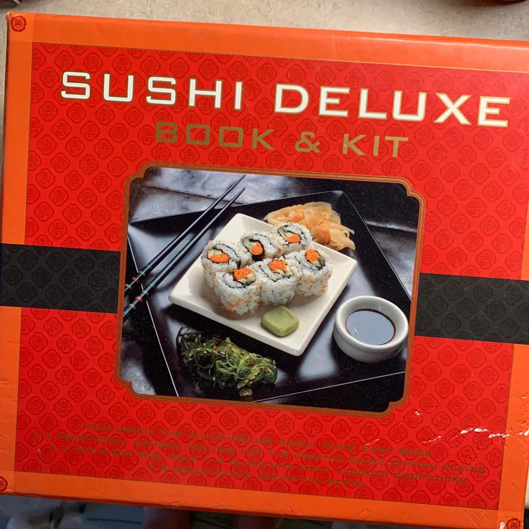 Sushi Making Kit/Book photo 1