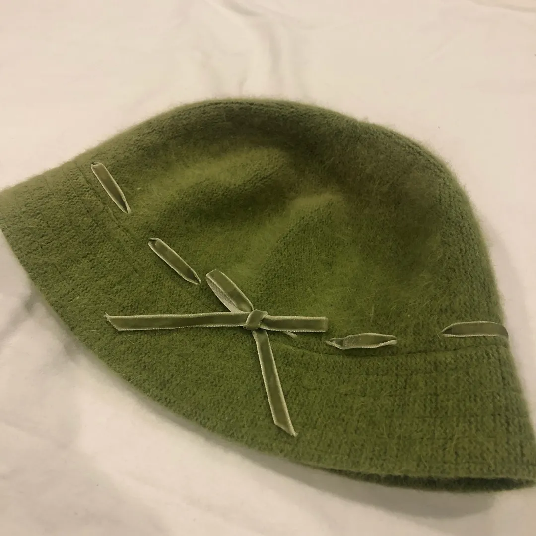 90’s Lime Green Angora Bucket Hat photo 1