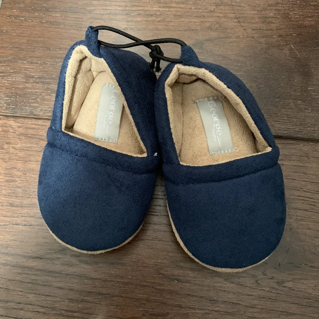 Brand New Infant Shoes photo 1