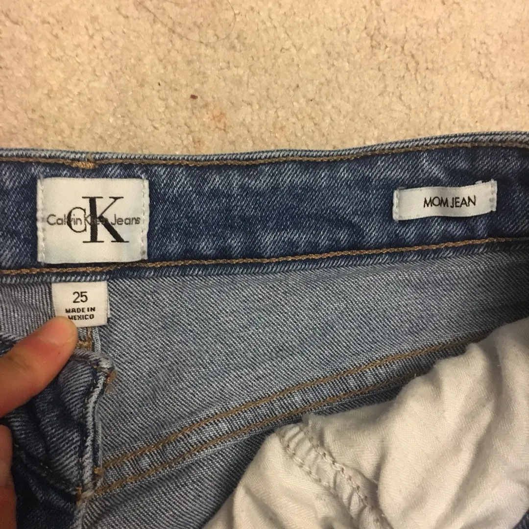 Calvin Klein Mom Jeans - 25 - (ink stain on pocket) photo 3