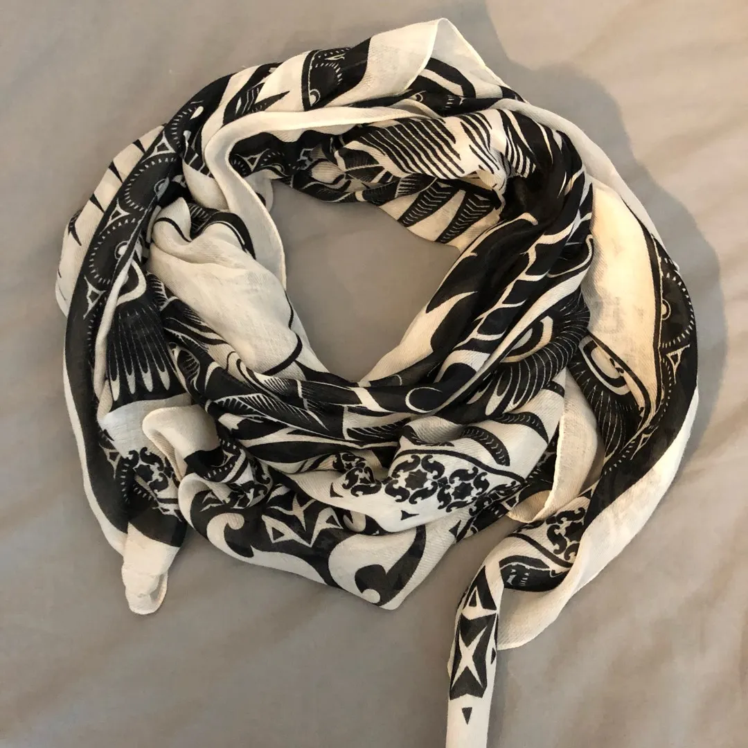 Scarf- Black And White photo 1