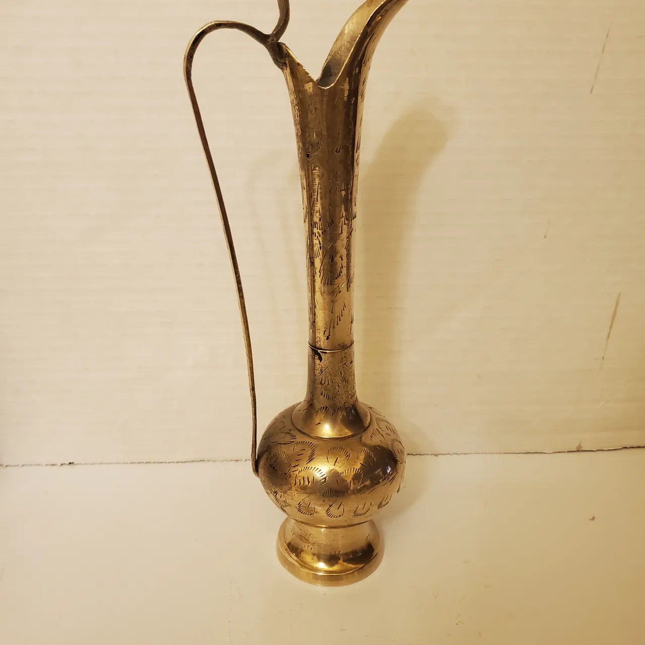 Brass vase photo 1