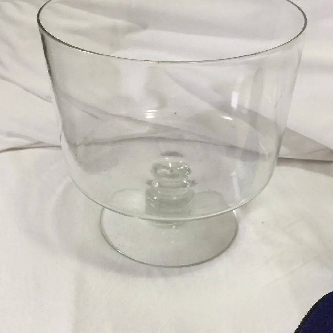 Glass Bowl - FREE photo 1