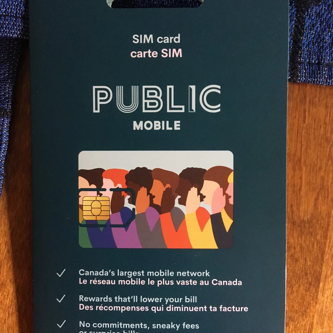 Public Mobile SIM card  photo 1