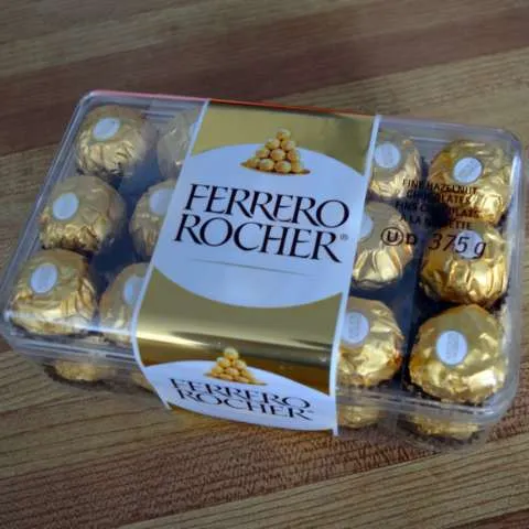 Ferrero Rocher -Pack of 30 photo 1