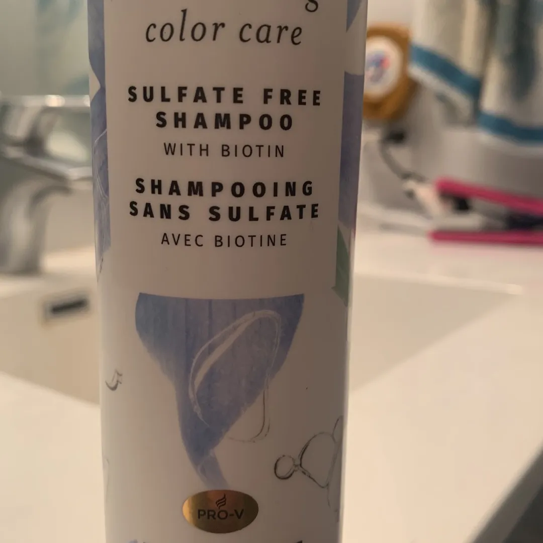 NEW Colour Shampoo photo 1