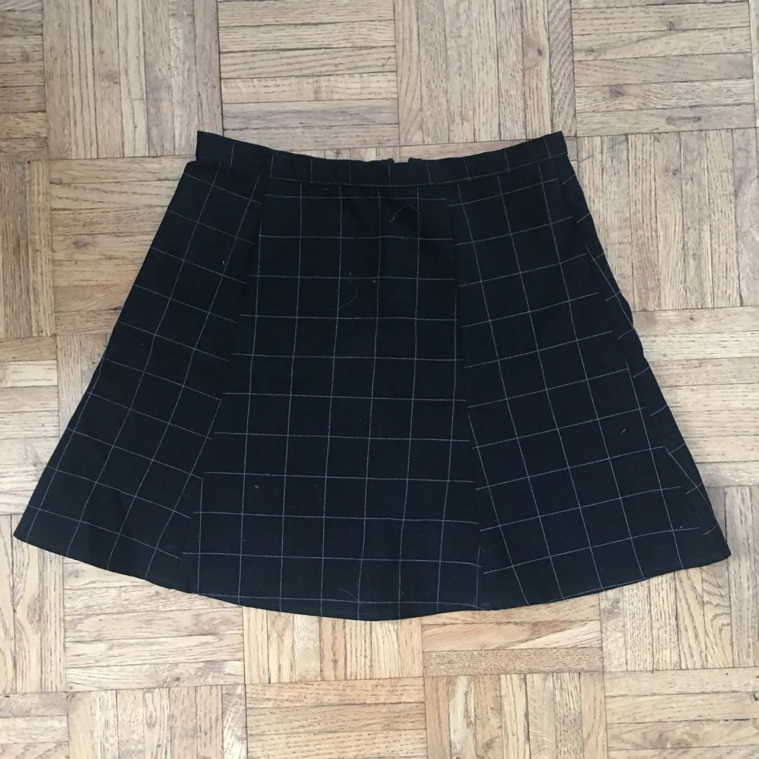 American Apparel Grid Skirt photo 1