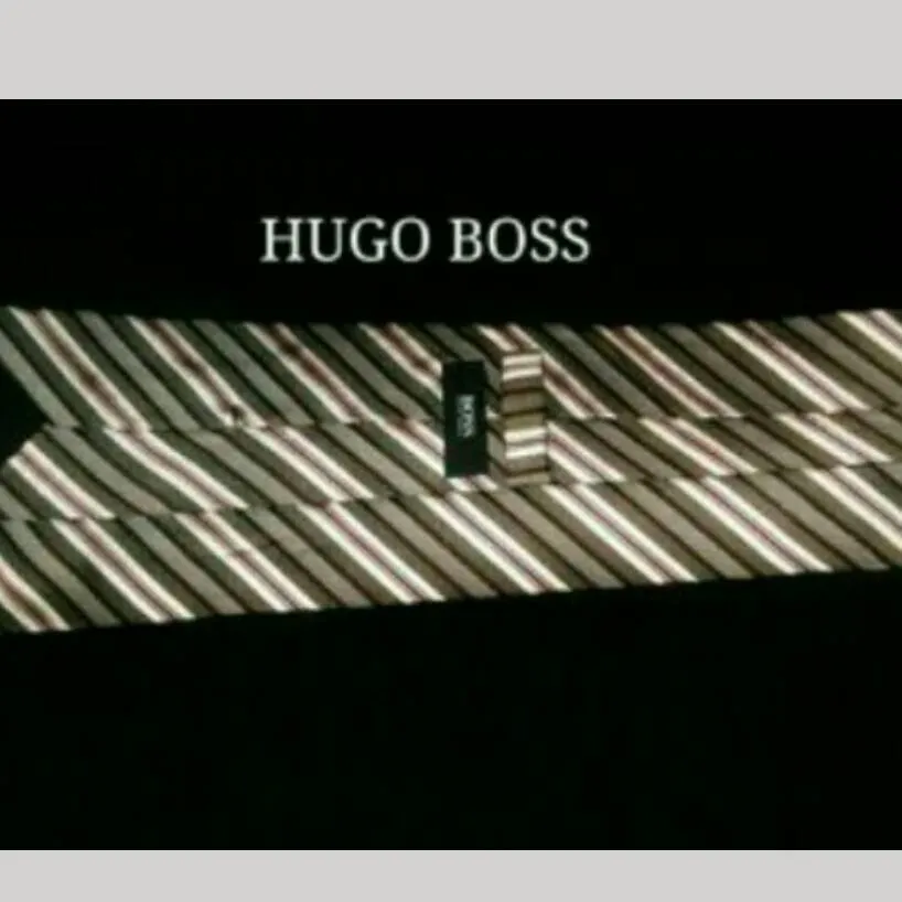 Genuine Italian Silk  Hugo boss tie. photo 3