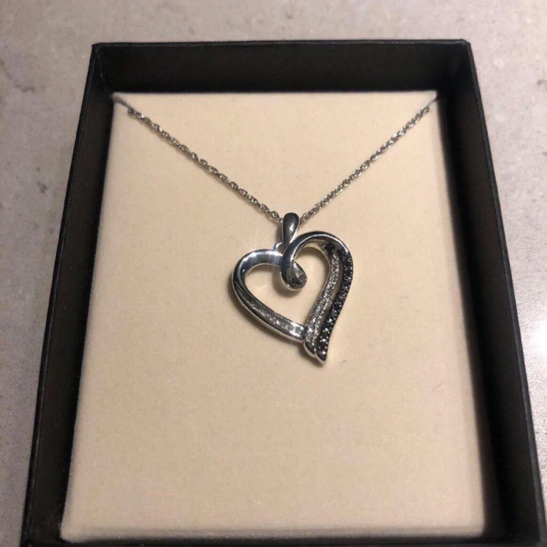 Sterling Silver Heart Necklace photo 1
