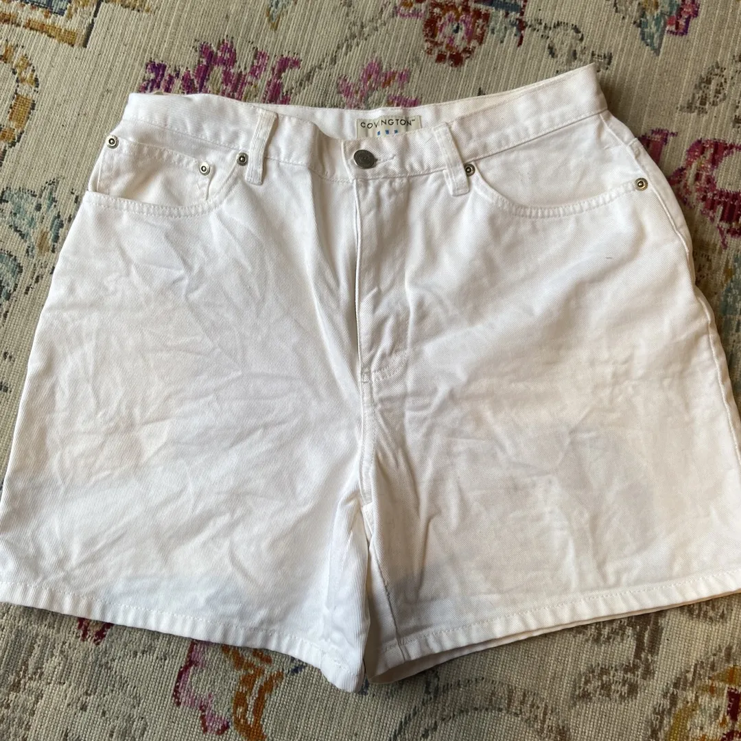 White Shorts photo 1