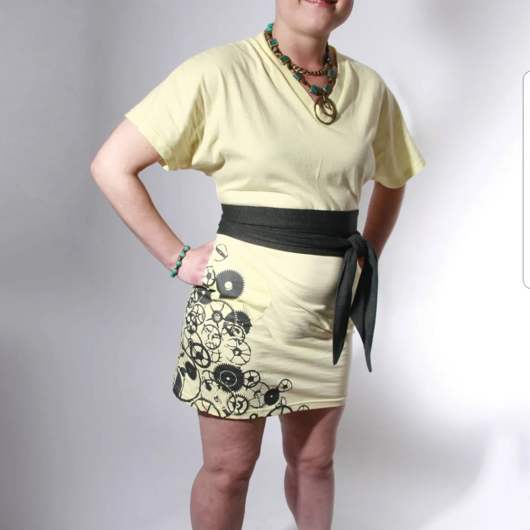 🆕 BNWT size S - Yellow Dress With Pockets photo 1