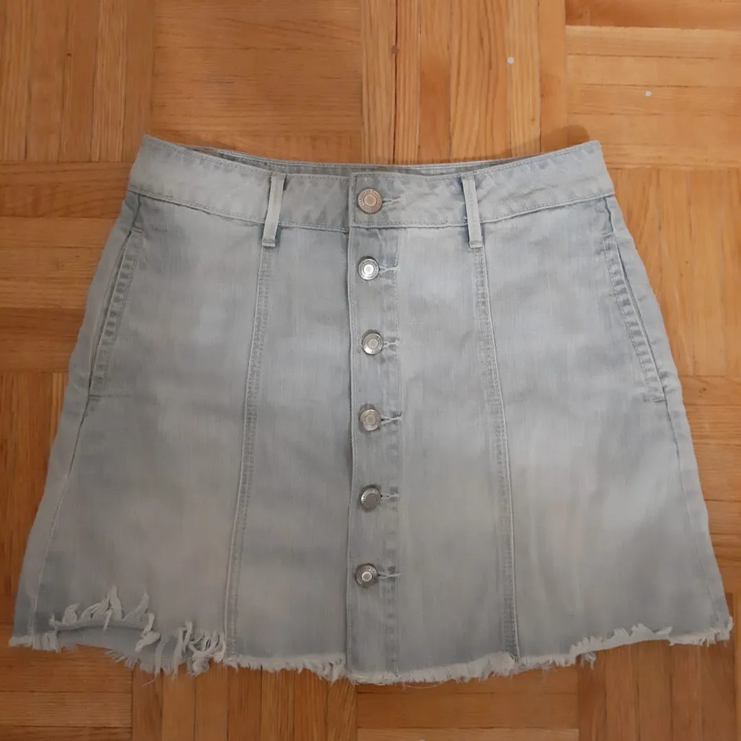 American Eagle Denim Skirt (Size 4) photo 1