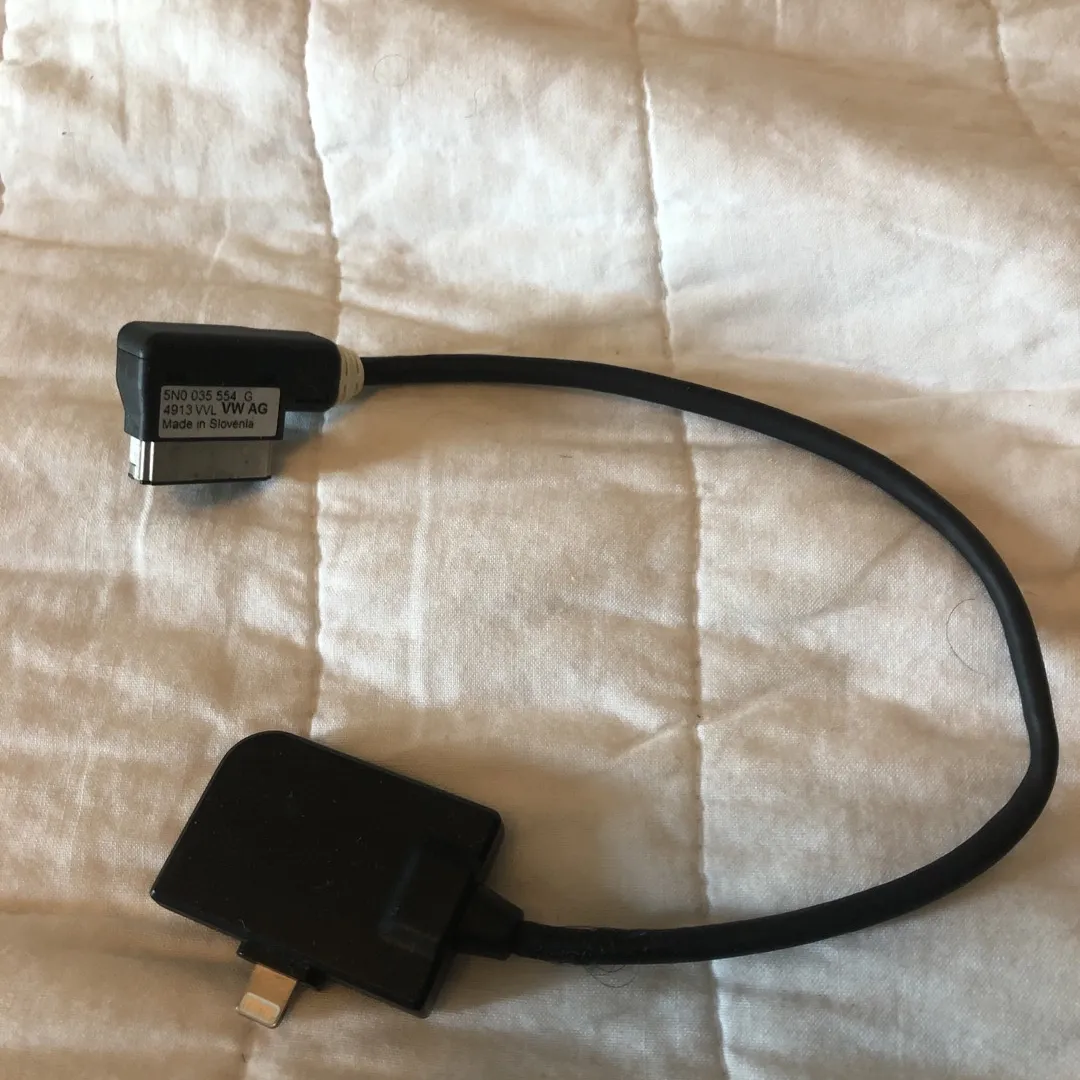 VW Car Apple Phone Charger photo 1