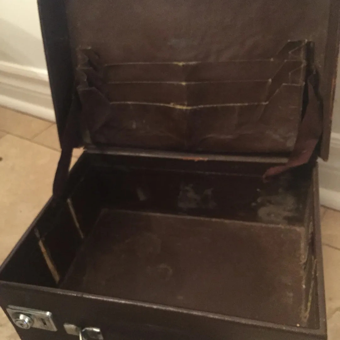 Antique Suitcase (2) photo 3