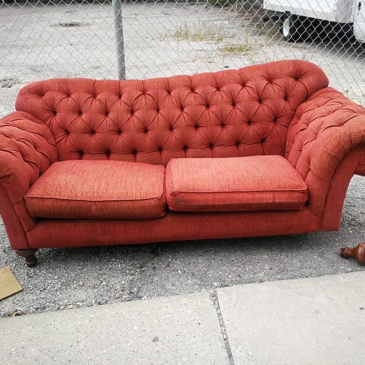 FREE CURBSIDE COUCH photo 1