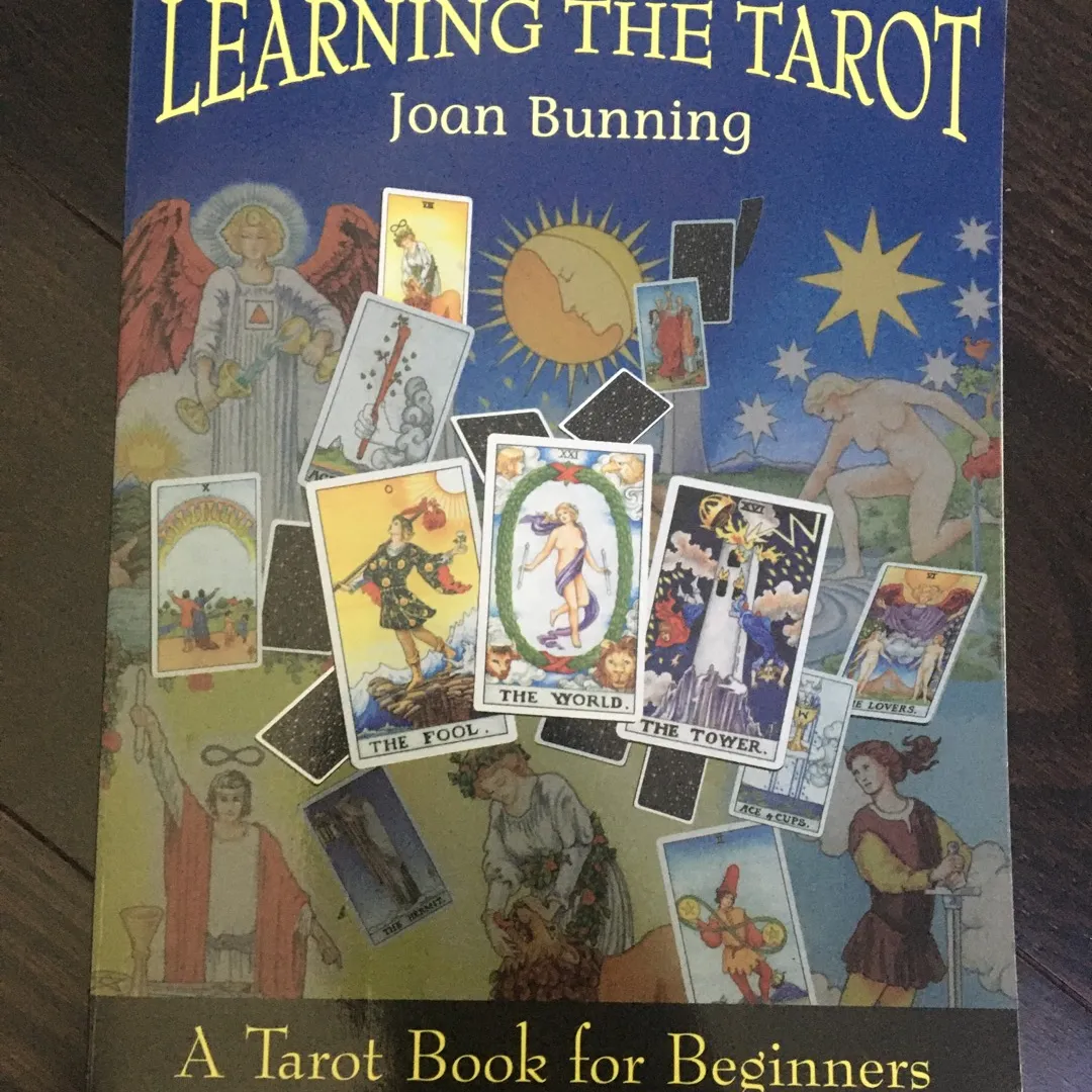 Learning The Tarot Book photo 1
