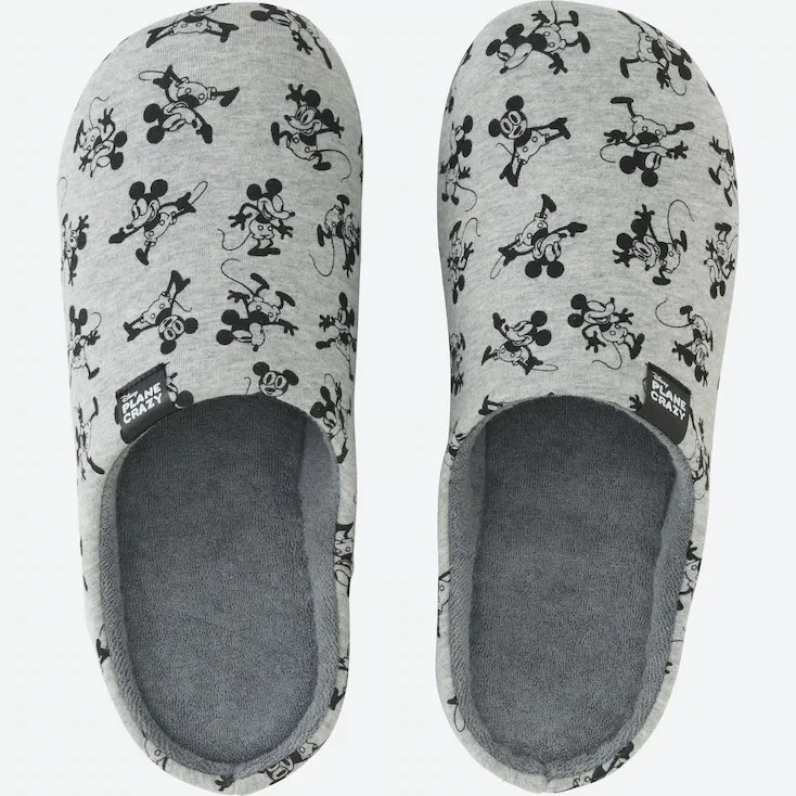 Uniqlo Disney slippers/Room Shoes photo 1