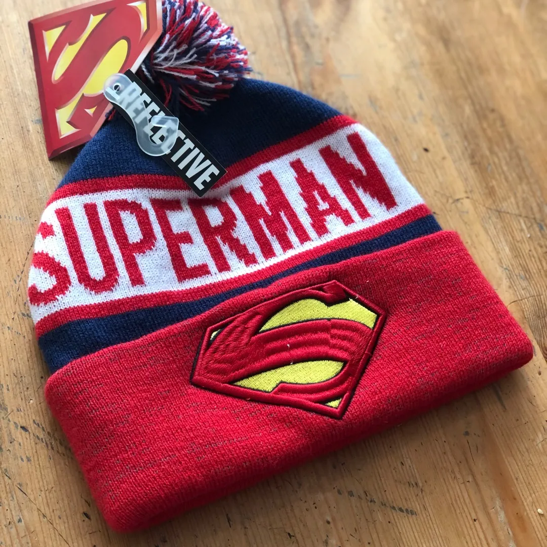 Superman adult hat - Brand New photo 1