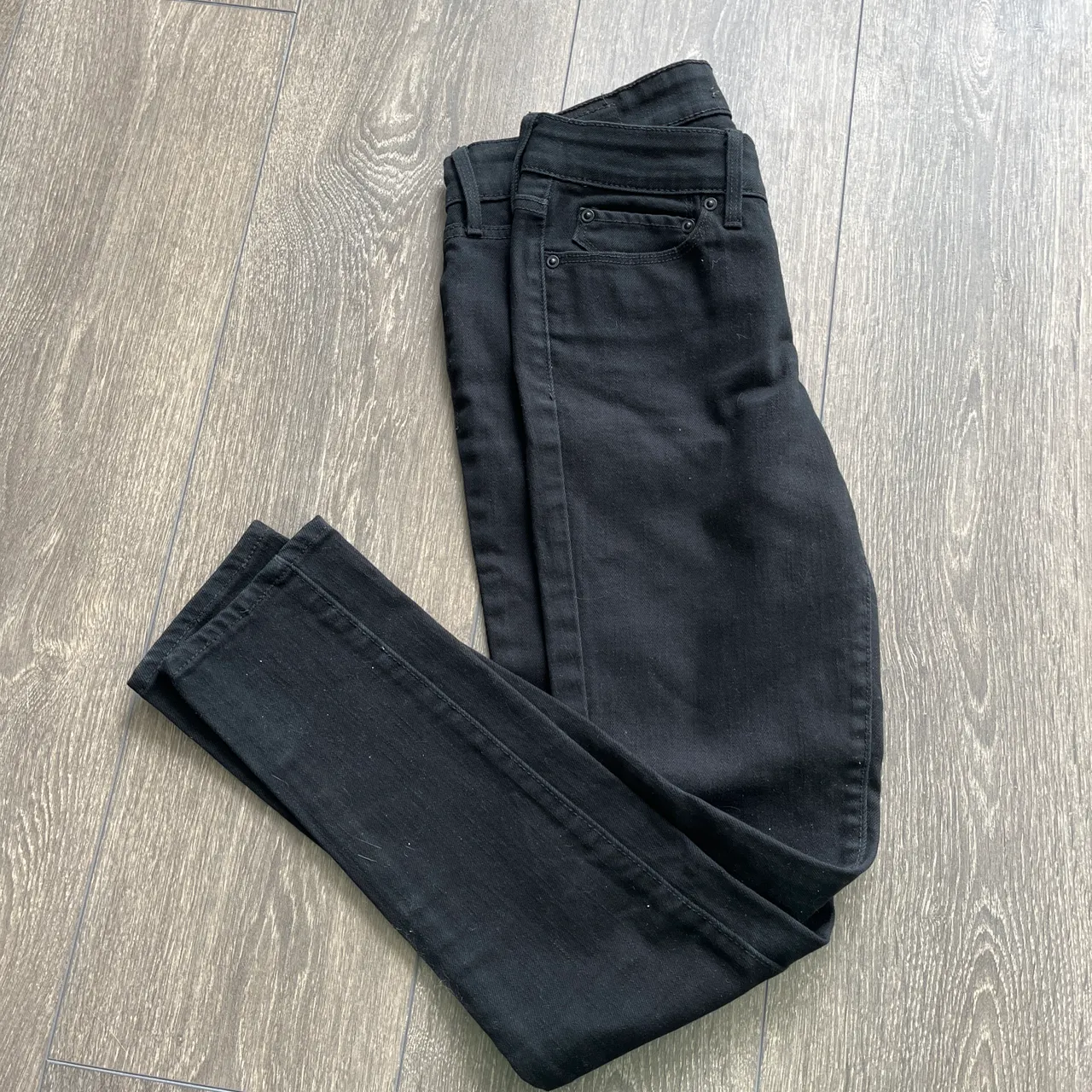 Levi’s black jeans photo 1
