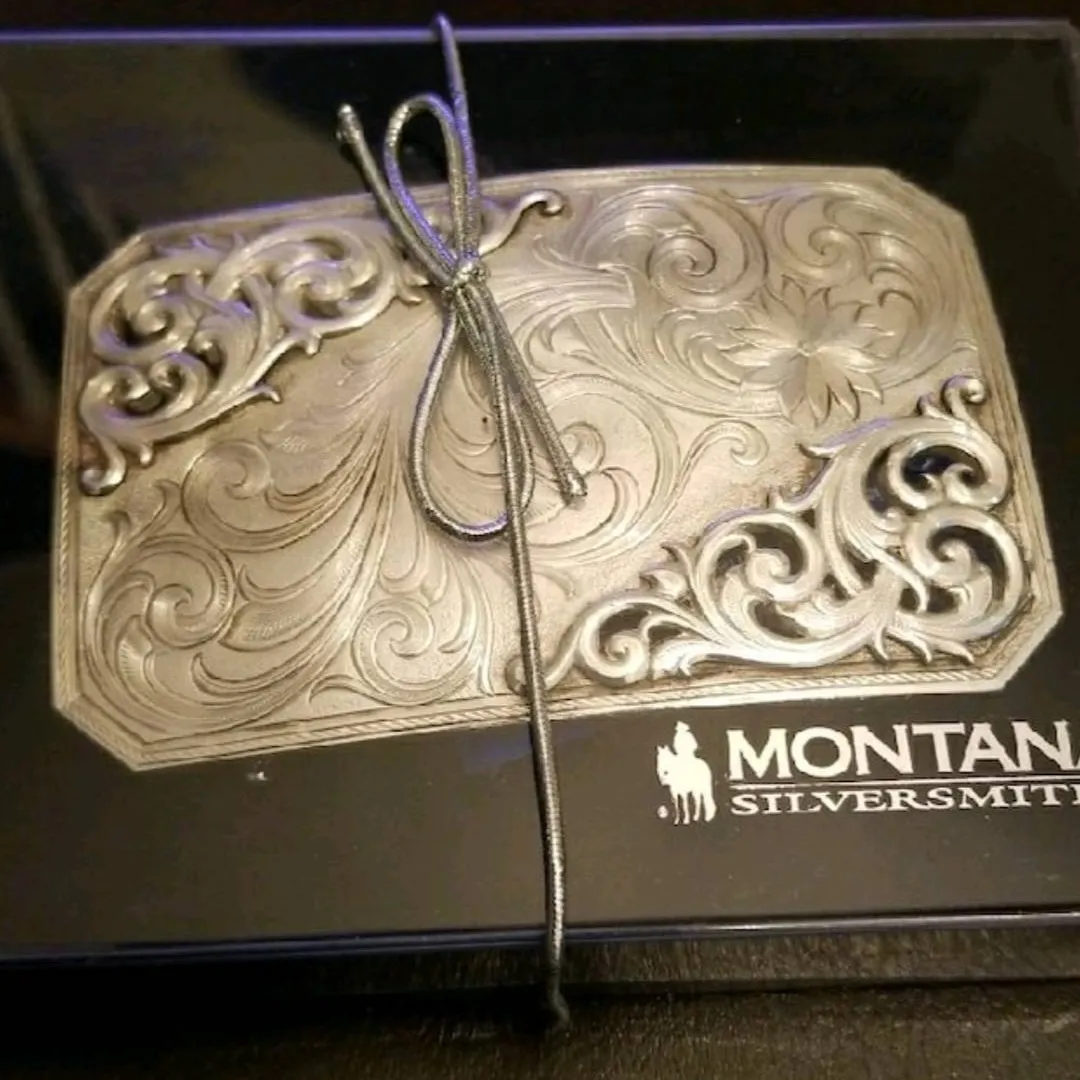 Silver plated belt buckel- Montana Silversmiths photo 1