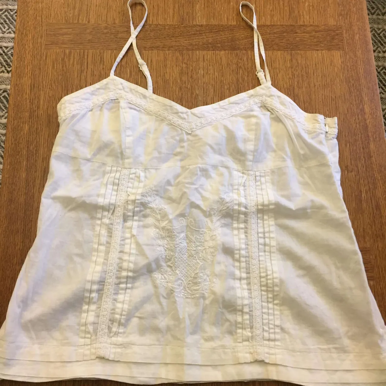 cute summery light white tank, H and M size 14 (large) photo 1