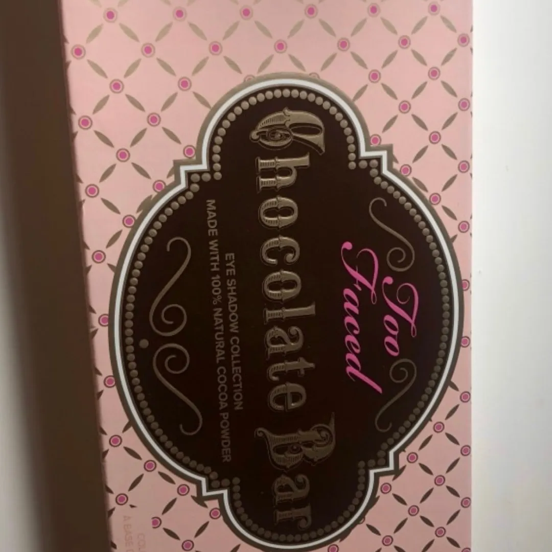 Brand New Too Faced Chocolate Bar Palette photo 1