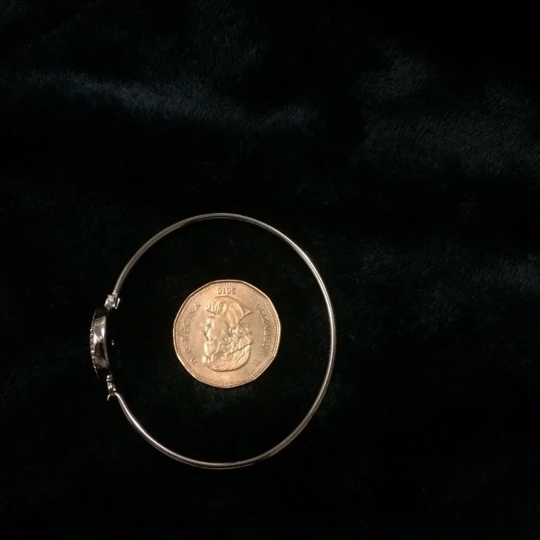 Authentic Michael Kors bracelet - Like New photo 5