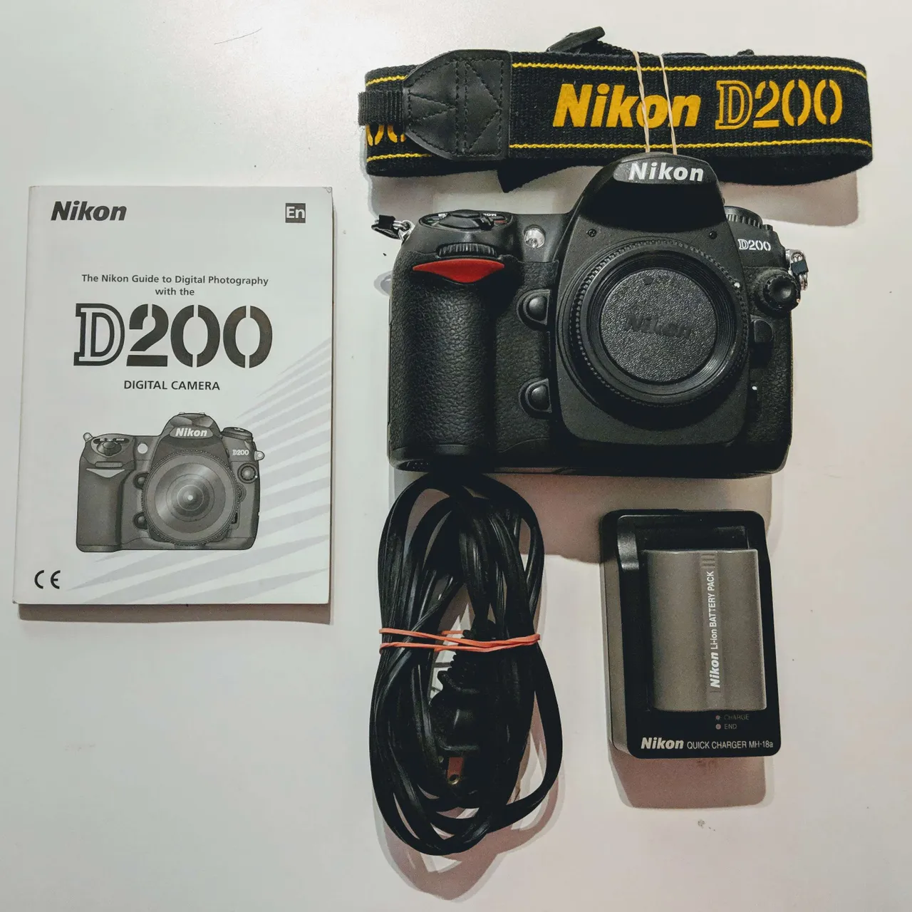 Nikon D200 DSLR (Body Only)(EUC - A+ condition) photo 1