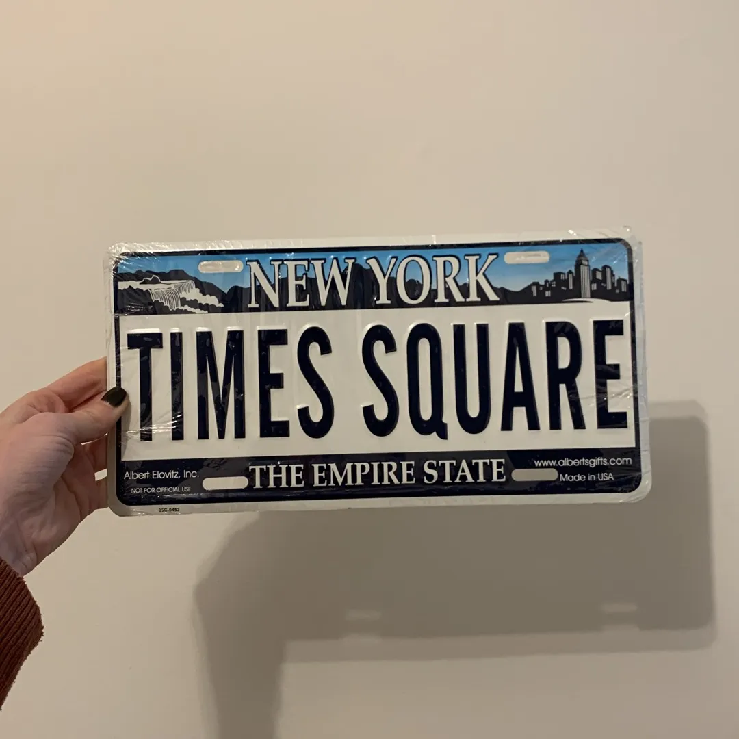 BNWT Times Square License plate photo 1