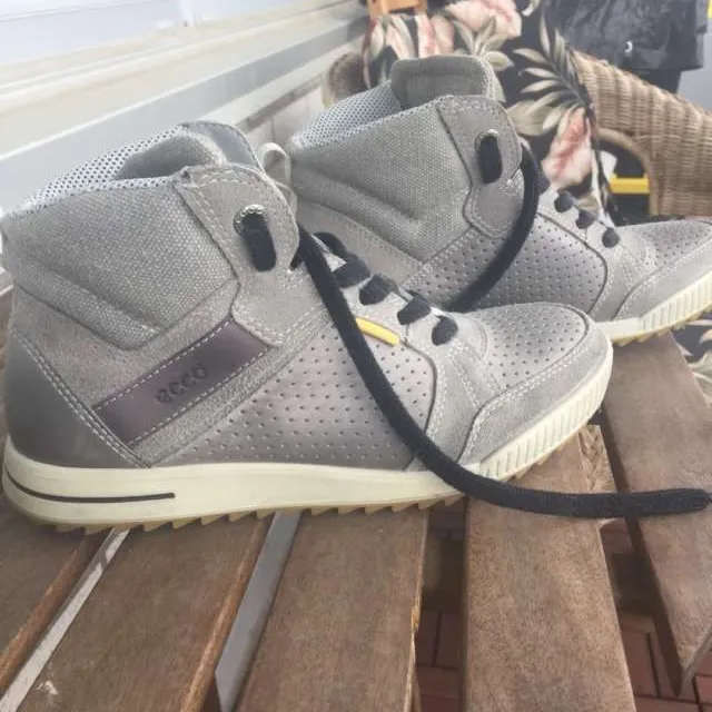 Grey Ecco Sneakers (37) photo 1