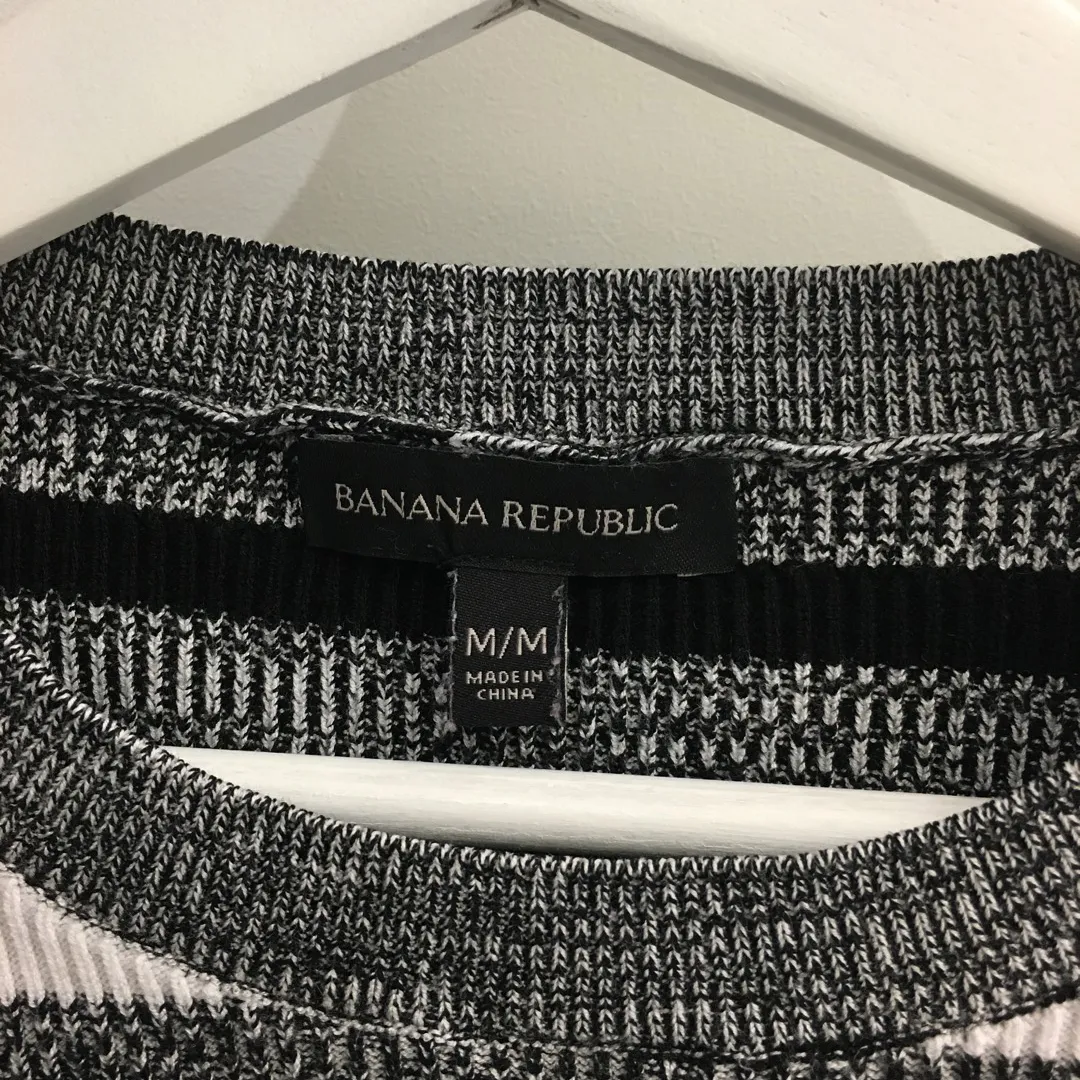 Banana Republic Stripped Long Sleeve Shirt photo 3