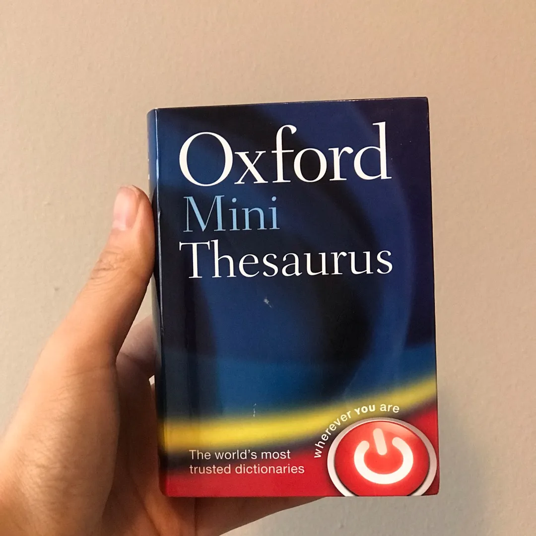 Mini Thesaurus Book photo 1