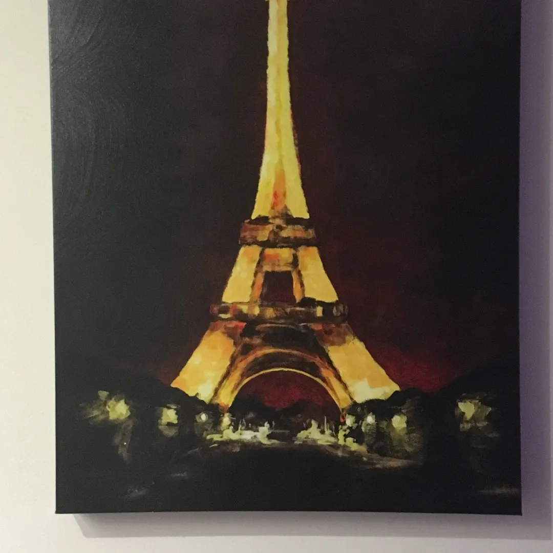 Eiffel Tower Canvas Painting photo 1