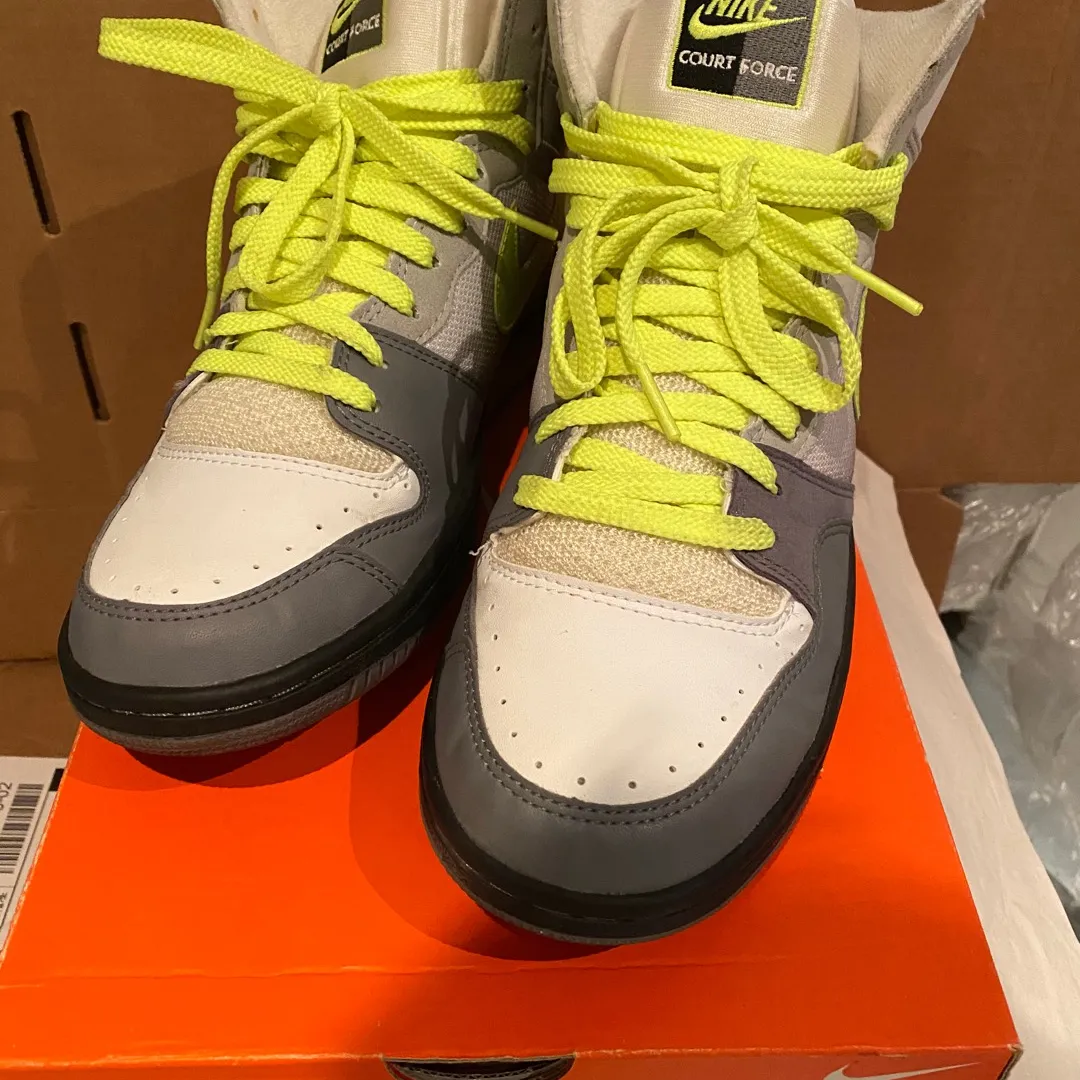 NIKE Court Force high Neon Size 10 photo 1