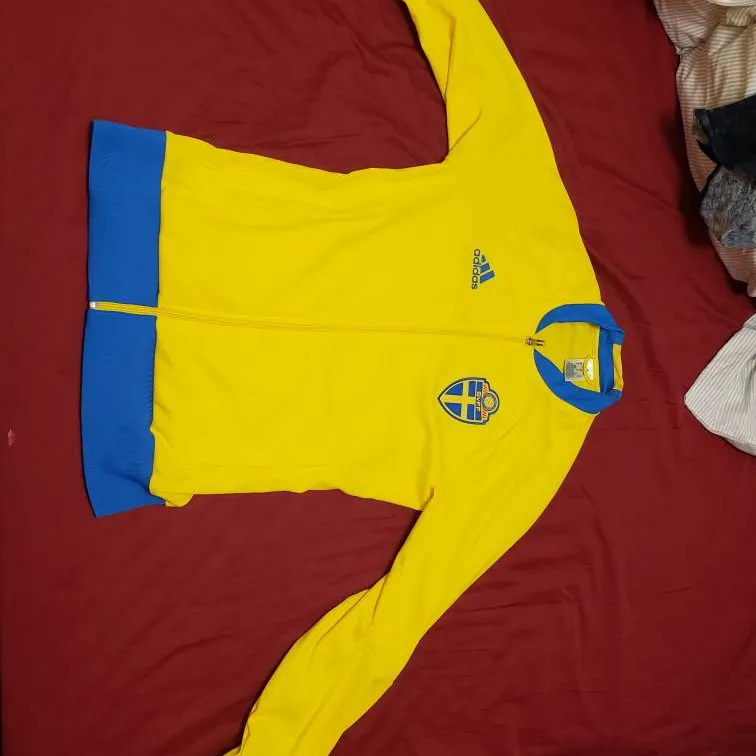 Sweden Adidas Jacket Size M photo 3