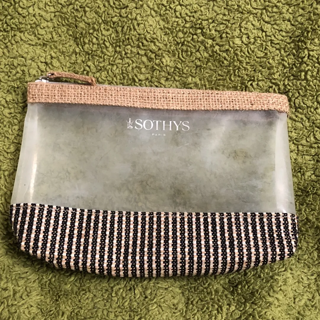 FREE pouch photo 1