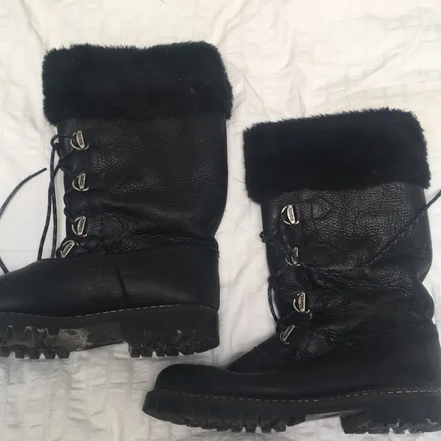 Sorel Winter Boots Size 11 photo 1