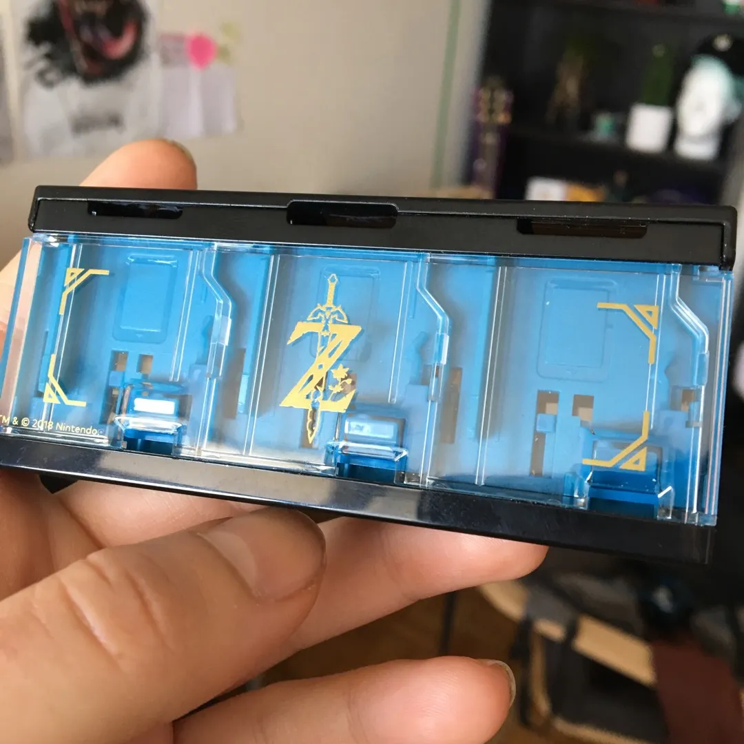 Zelda Switch Cartridge Container photo 1