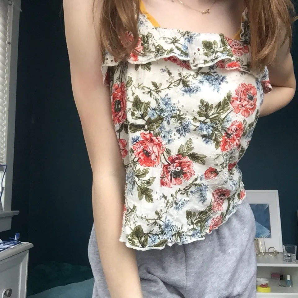 American Eagle Frilled Floral Tank photo 1