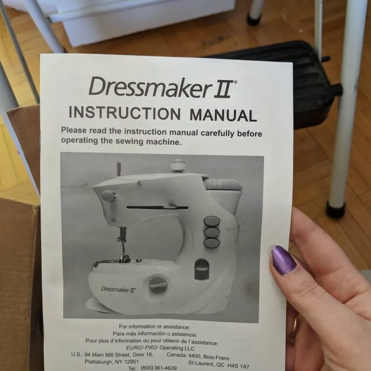 Dressmaker II Sewing Machine photo 6