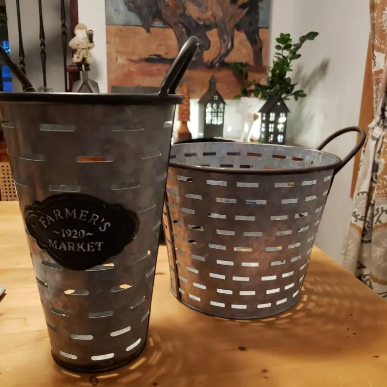 Tin Baskets photo 1