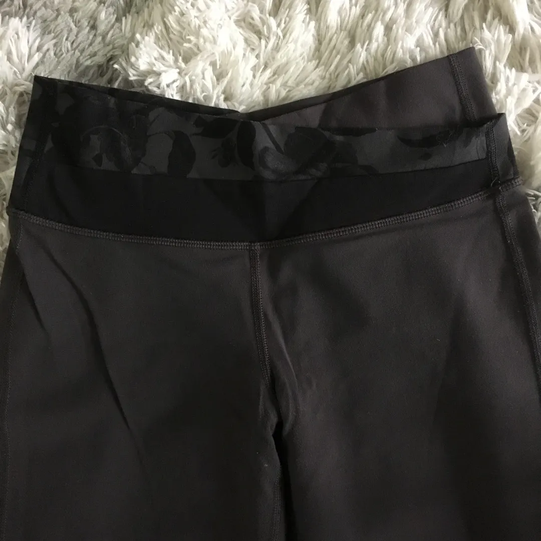 Like New Lululemon Size 4 Dark Grey Pant photo 3