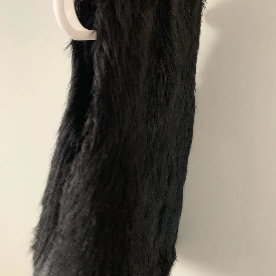 Women’s GUESS Black Fur Vest photo 5