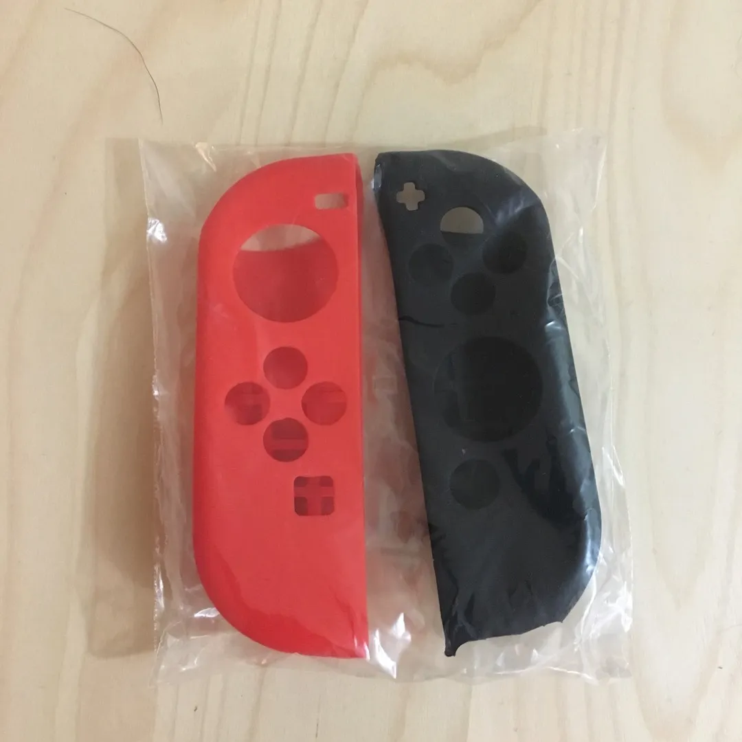Nintendo Switch JoyCon Grips/Skins photo 1